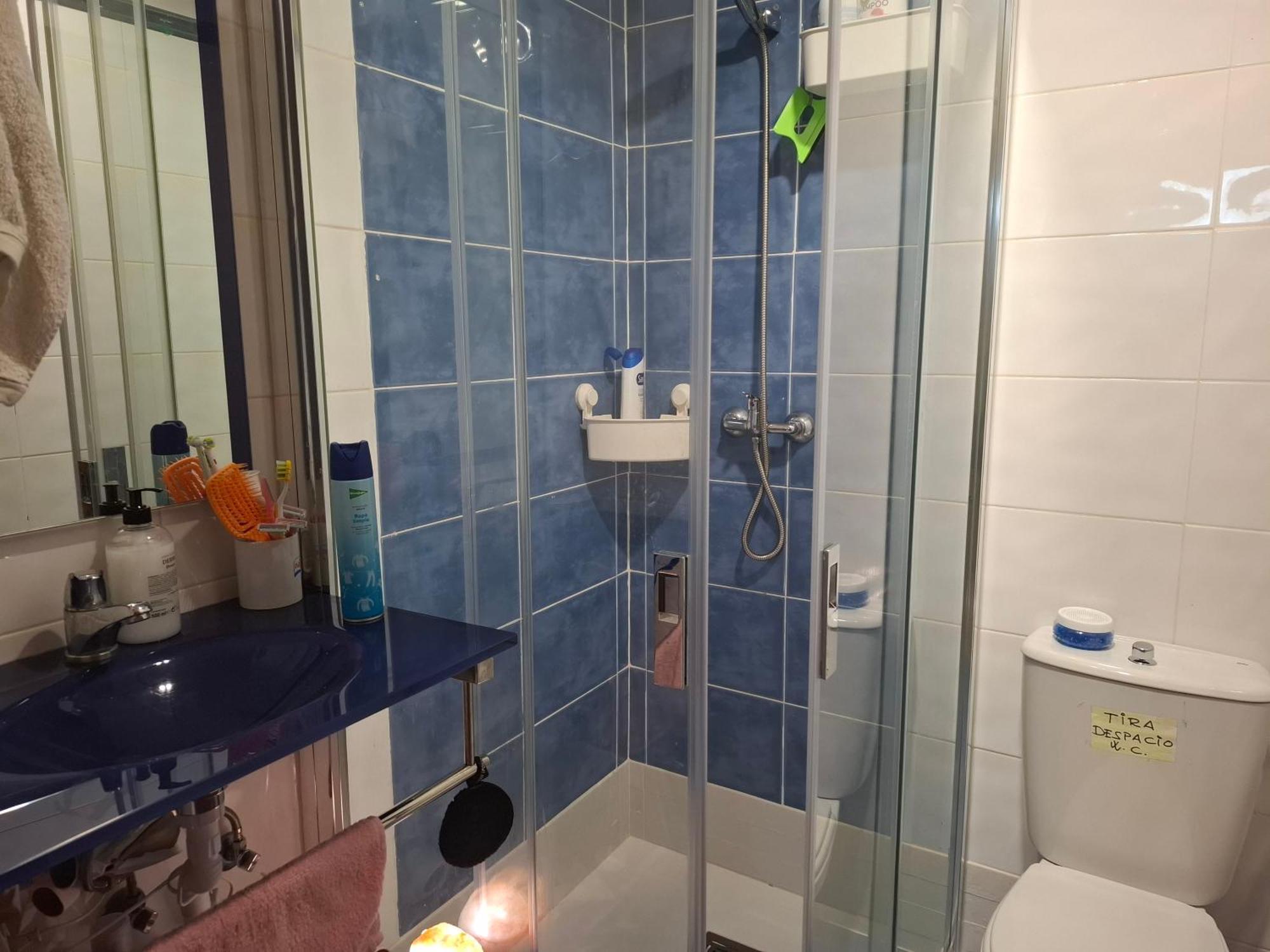 Habitaciones Individuales Wifi Tv Microondas Cerca Del Aeropuerto Madrid Habitacion Grande Wc Privado O Habitacion Pequena Wc Compartido Muy Tranquilas Bien Comunicadas Tren Metro Bus Facil Aparcamiento San Sebastián de los Reyes Exterior foto